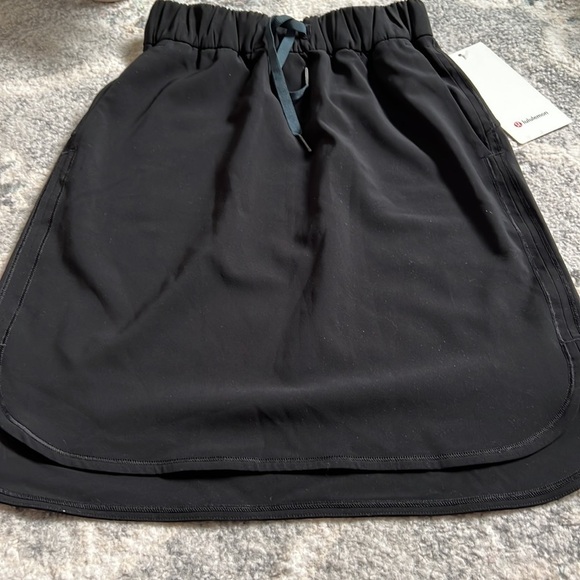 Lululemon On The Fly Skirt - Picture 3 of 7